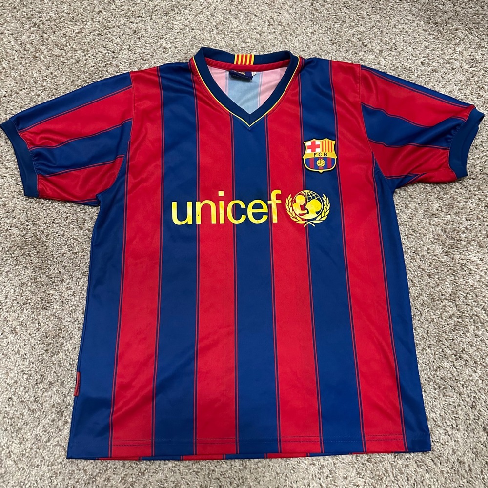Barcelona Mens Soccer Jersey Small Red Blue Preowned Unicef Striped Short Sleeve